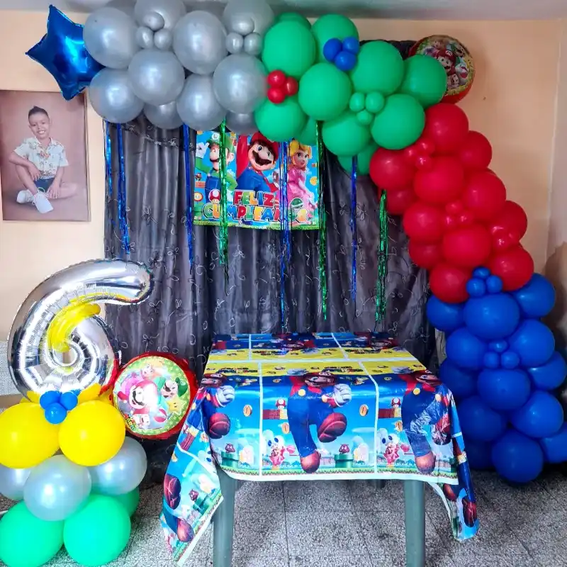 Decoración temática de Mario