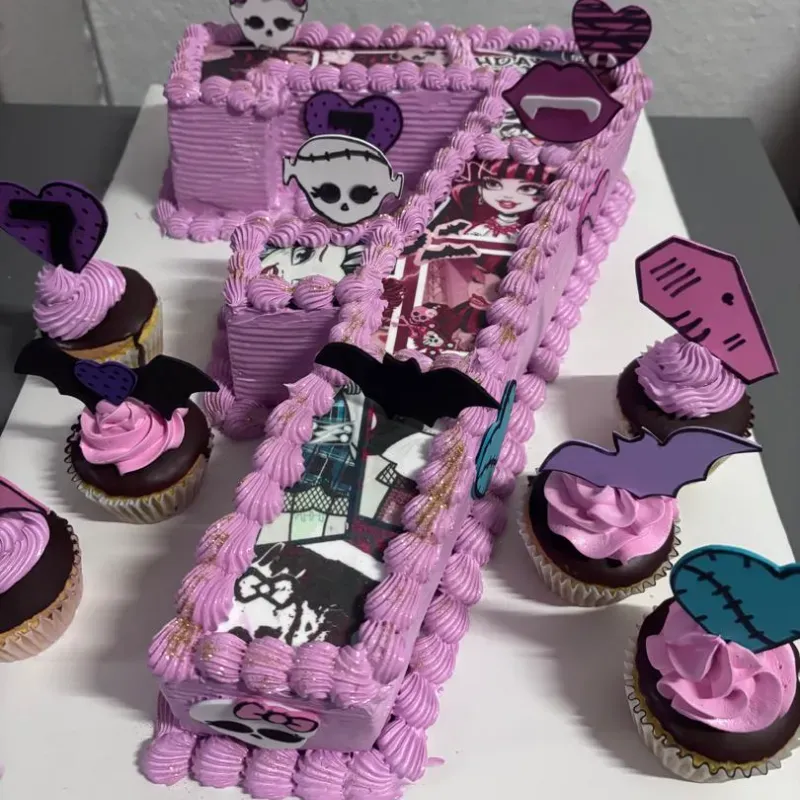 Número 7 con temática de Monster hing