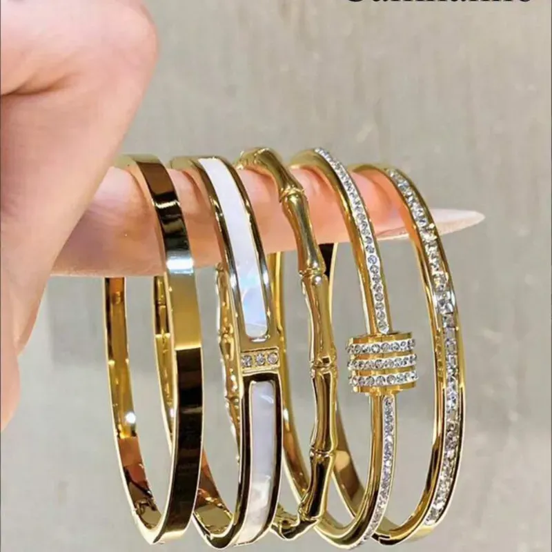 Esclavas de acero inoxidable