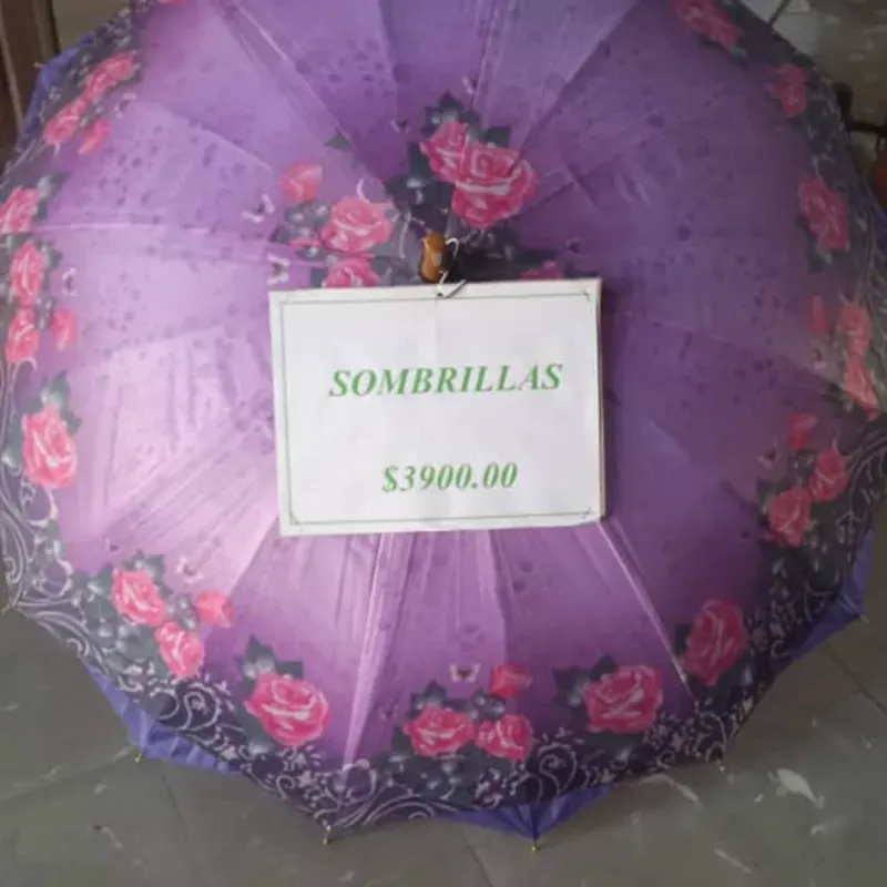 Sombrilla para mujer (Bazar Jocuma)