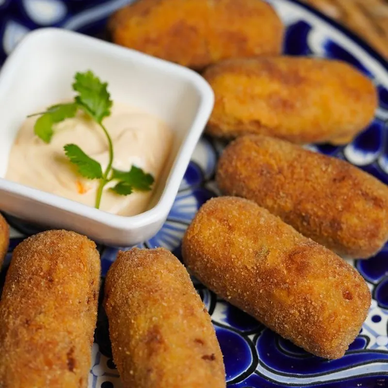 Croquetas De Pollo