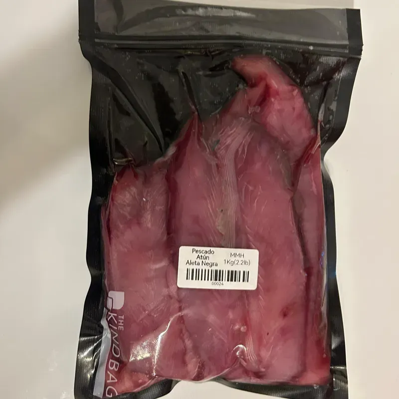Filete de pescado atún aleta negra