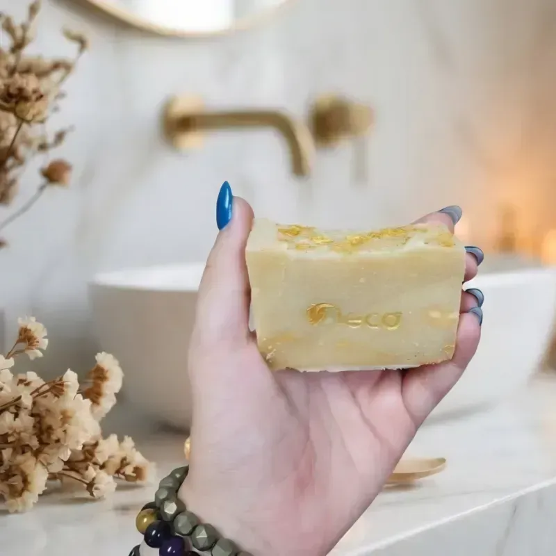 Jabón artesanal de sándalo