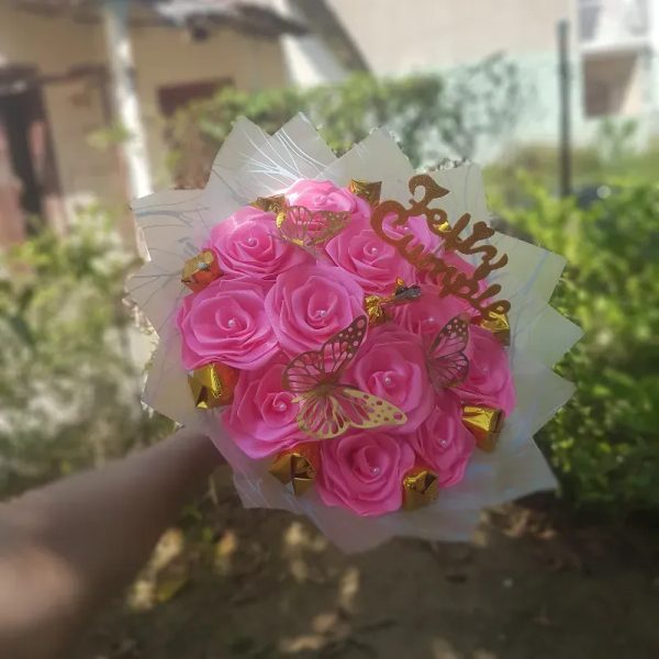 Ramo de 13 rosas eternas