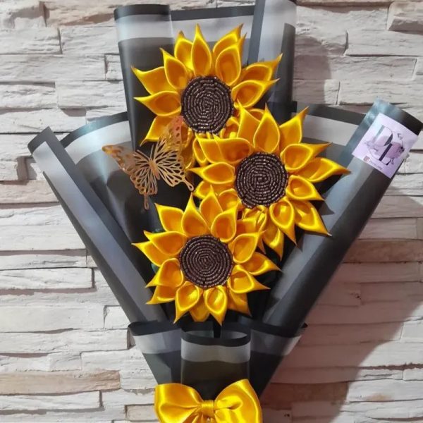 Tres Girasoles 