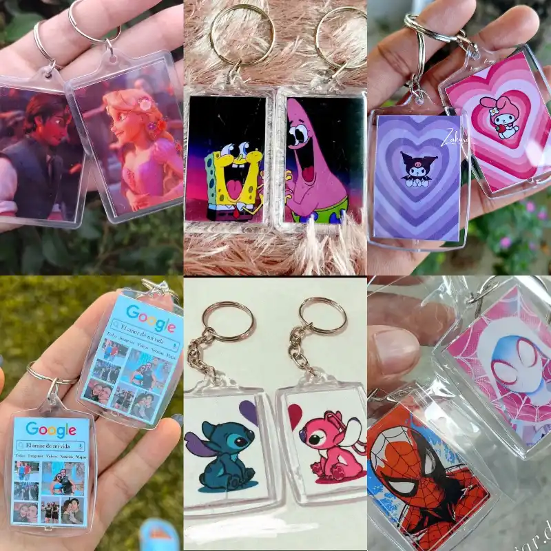 Pareja de llaveros de acrílico
