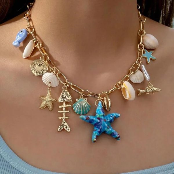 Collar con temática de océano 