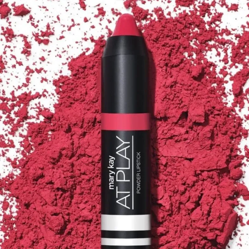 Labial Maty Kay At Play