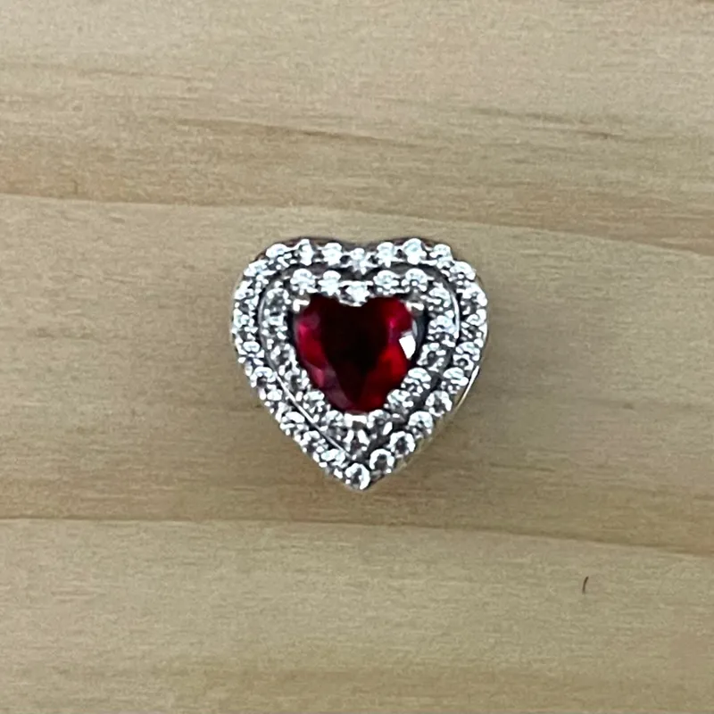 Charm Corazón con Piedras Rojo