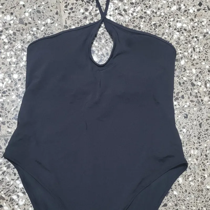 Trusa negra H&M