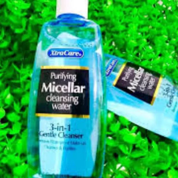 Agua micelar