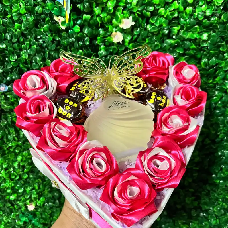 Corazón Alicia rosado