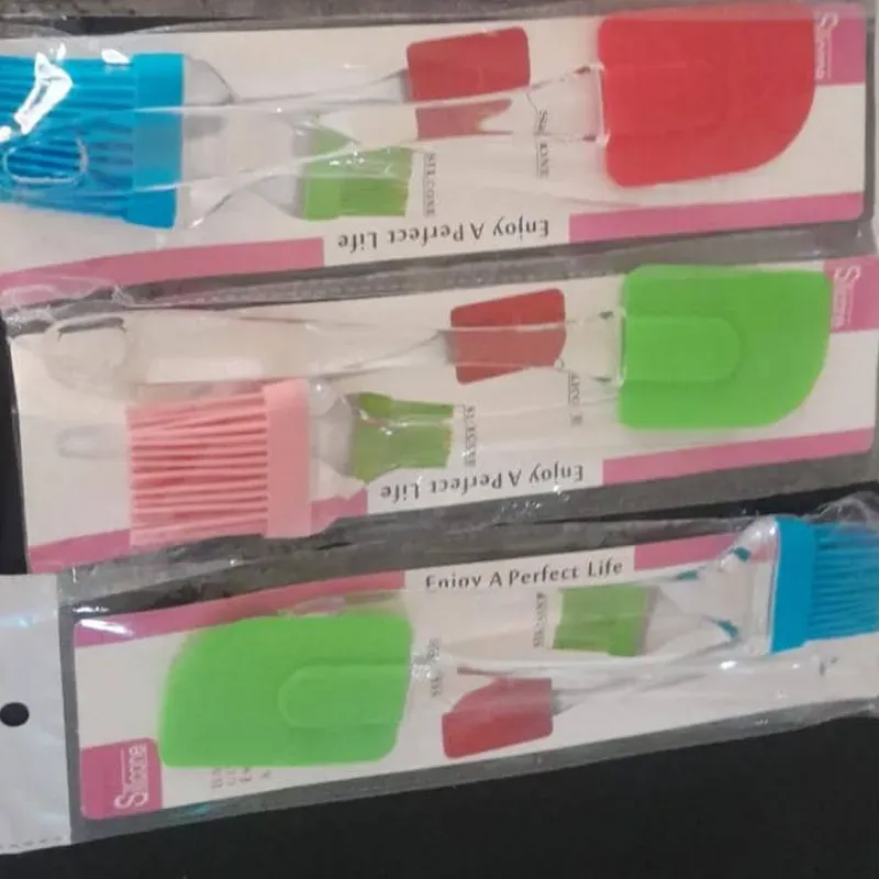 Set de brocha y espátula  de silicona