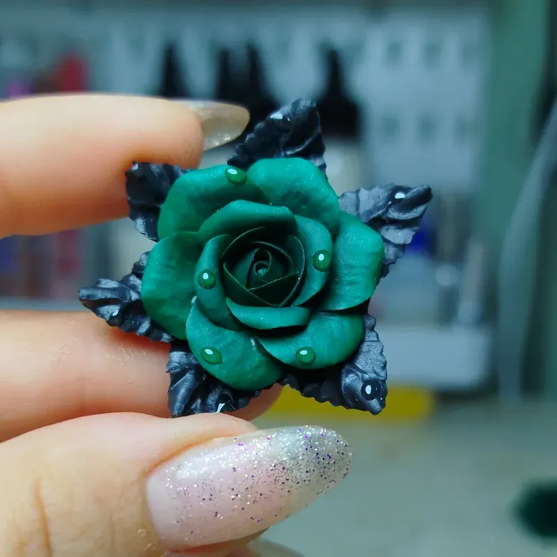 ✨Pin de Rosa Esmeralda✨