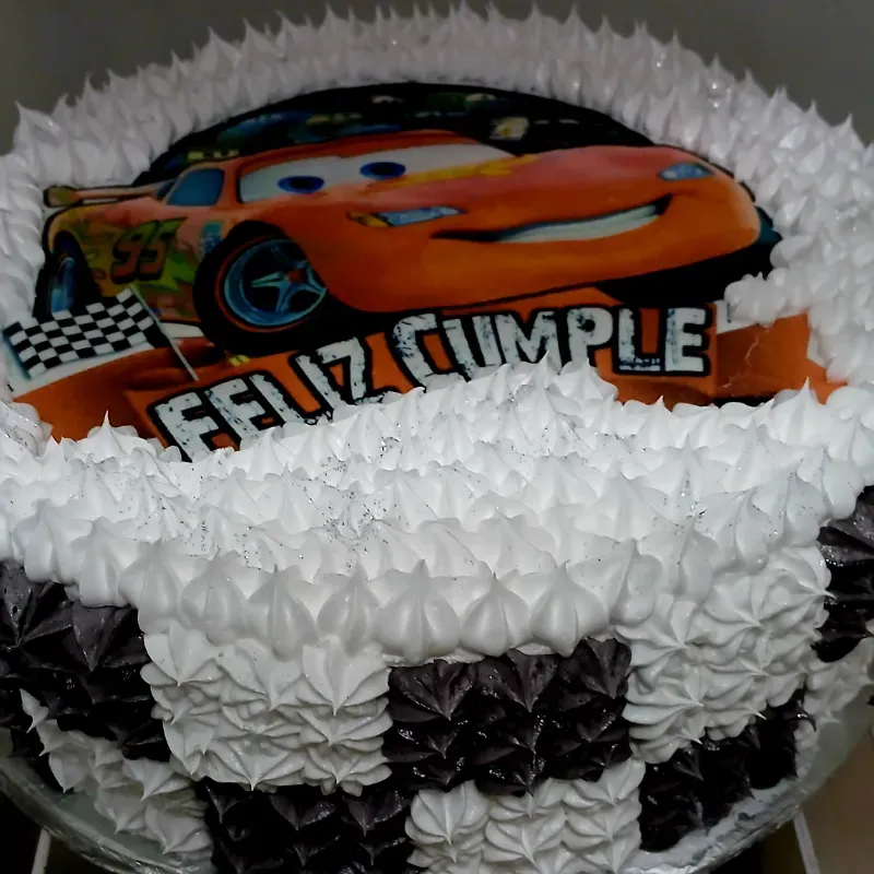 Cake 24 cm temático Mc queen