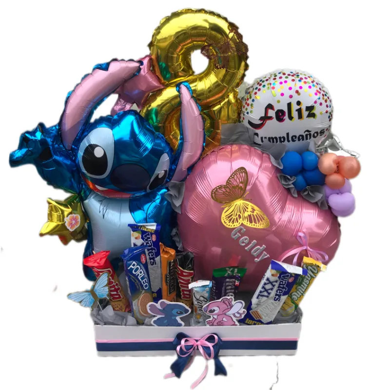 Cajita grande personalizada temática con bastante confituras