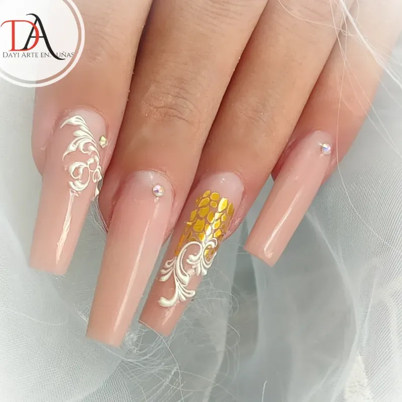 Uñas acrílicas estructura coffen