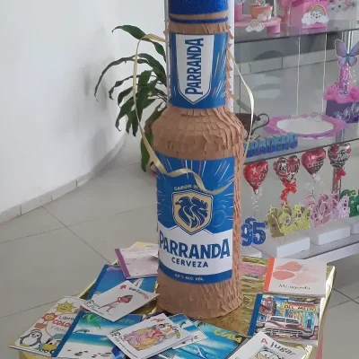 Piñata Botella de cerveza