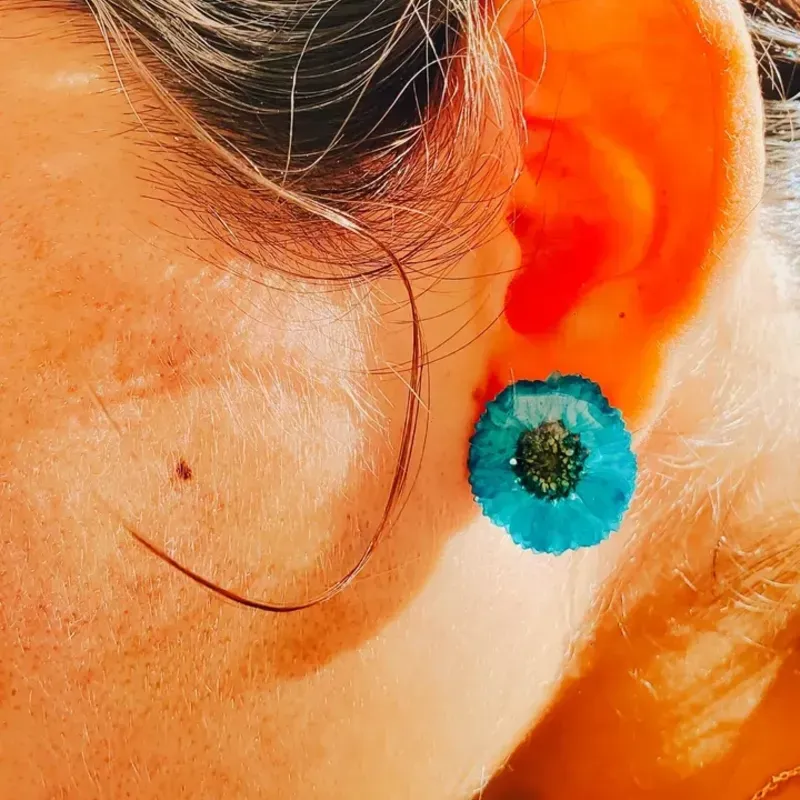 Aretes de resina con flores