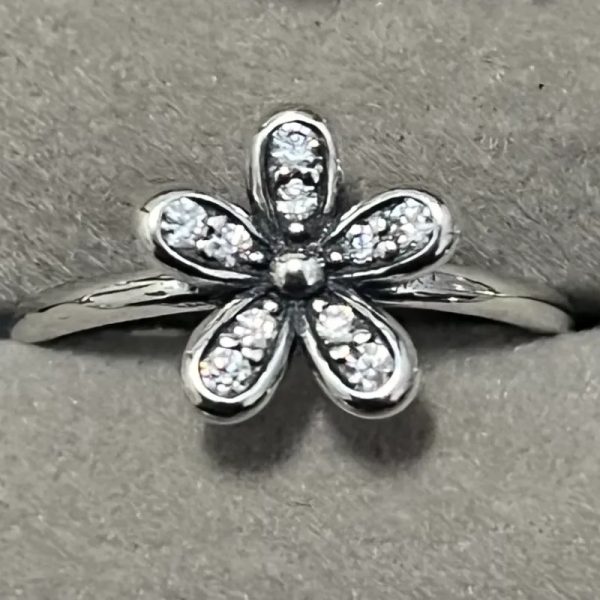 Anillo una margarita
