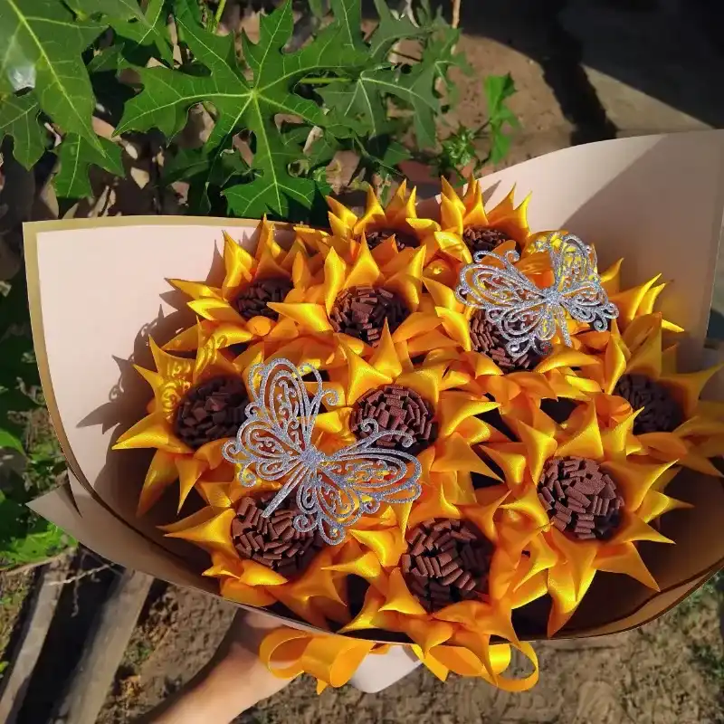 Ramo de 12 girasoles eternos