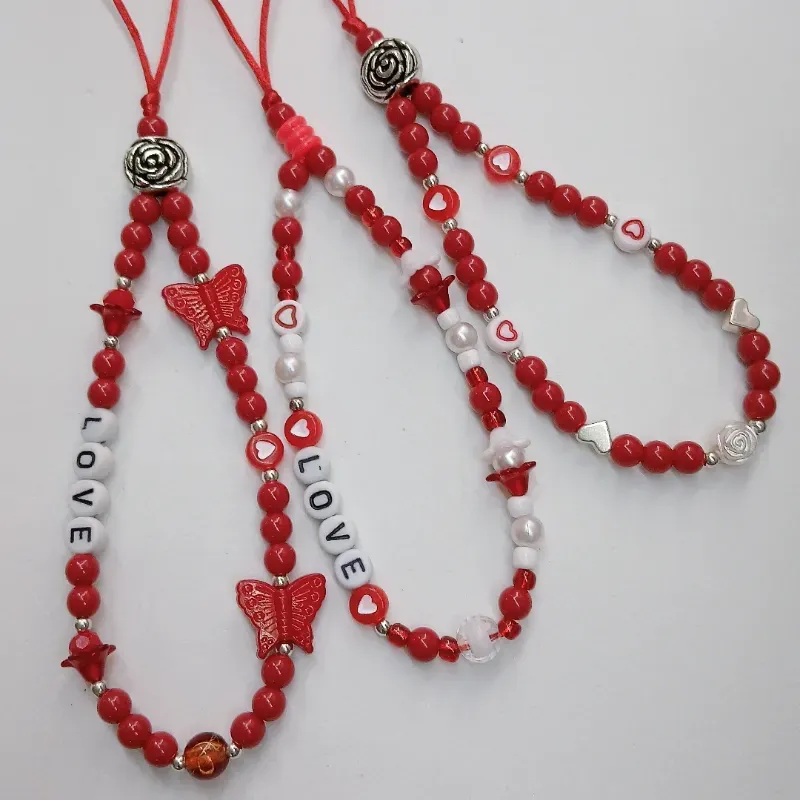 Colgantes para celular  en color rojo ♥️