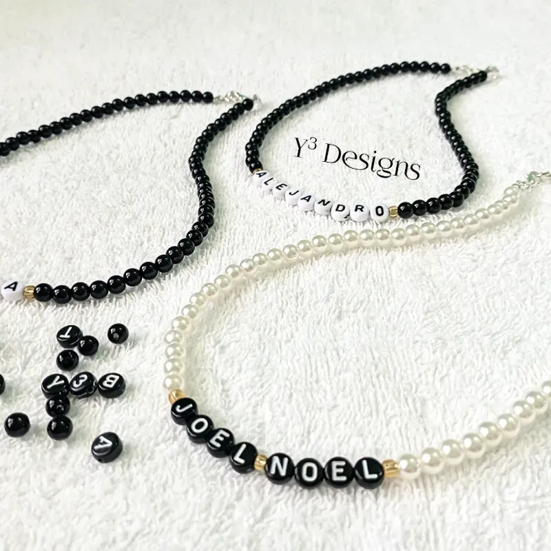 Collares de Perlas con Letras