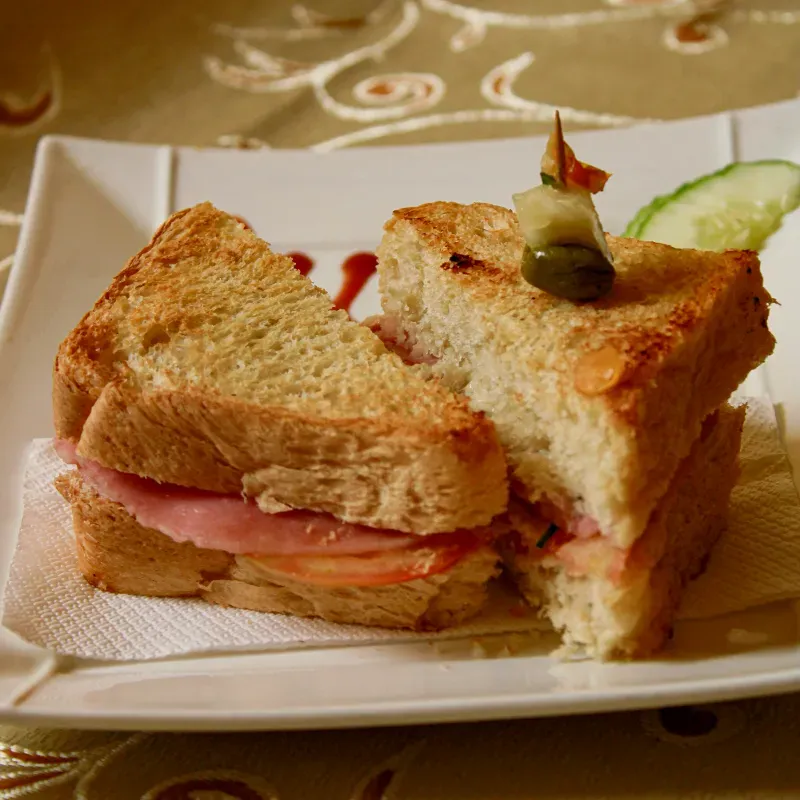 Sandwich Jamón y Queso