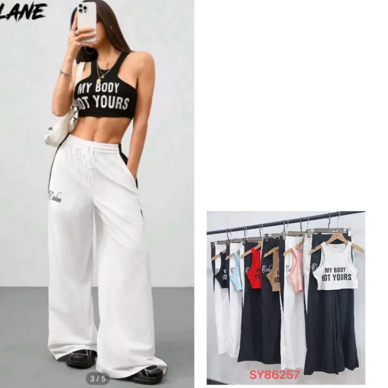 Conjunto de pantalón y camiseta corta