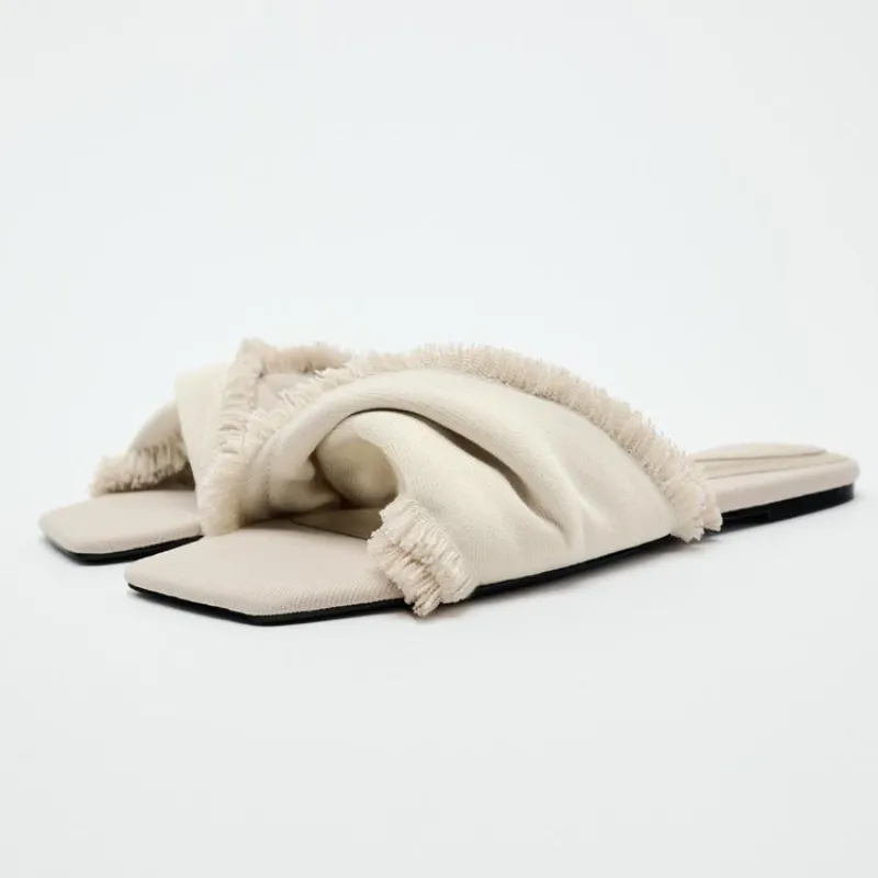 Sandalias Desflecadas