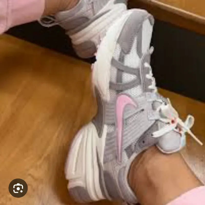 Zapatillas Nike blancas-gris-rosa