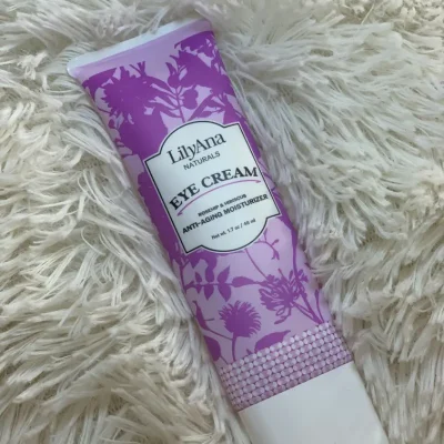 LilyAna Naturals Eye Cream. ️
