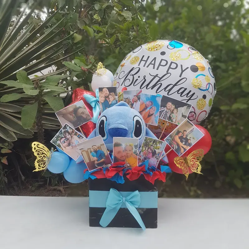 Caja cuadrada de feliz cumpleaños