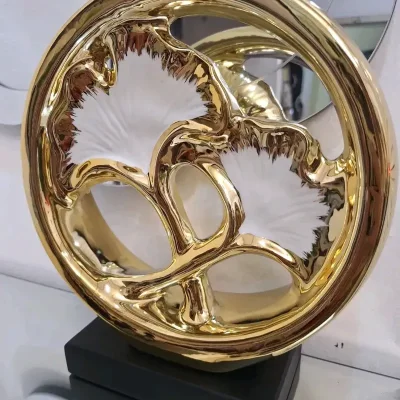 Adorno Hojas Blancas y Doradas