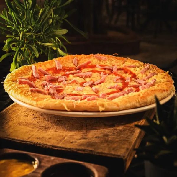 Pizza de Jamón y Queso a Domicilio.