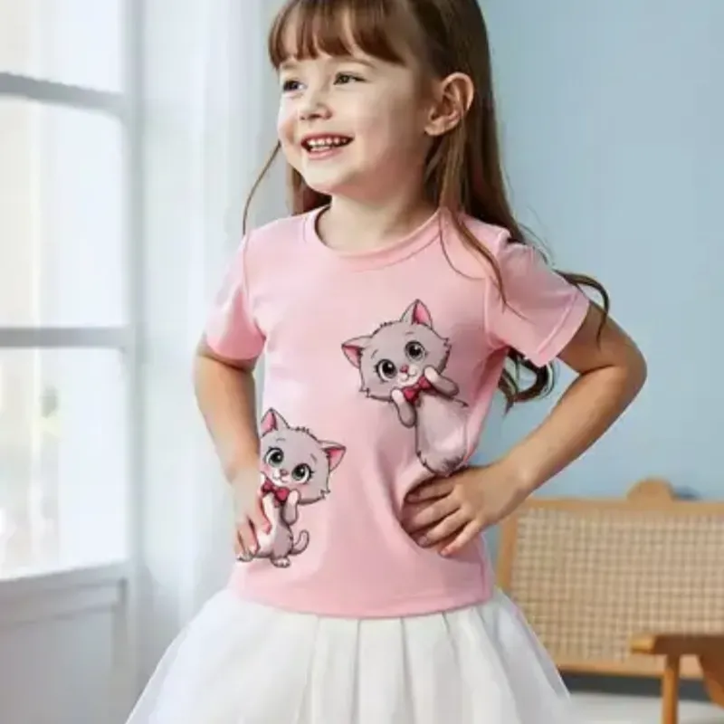 Conjunto de verano con una falda elegante para niñas