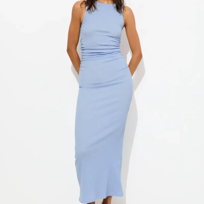 Vestido fruncido celeste