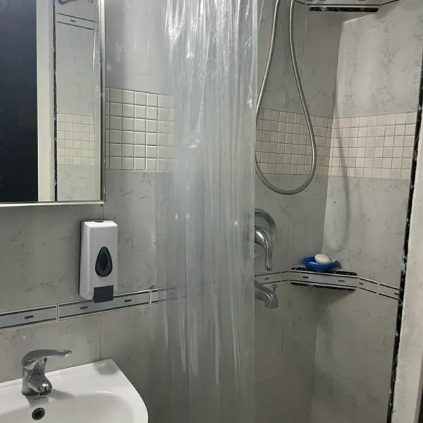 Apartamento por el Naval