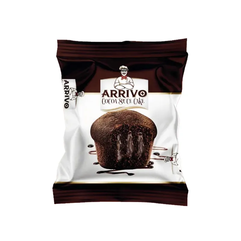 Arrivo Cocoa Sauce Cake con relleno de chocolate.