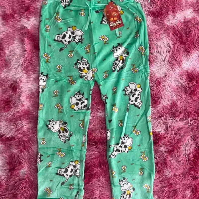 Pantalón de tela de vaquita