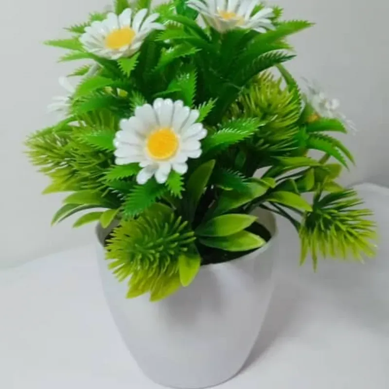 Macetas con flores medianas