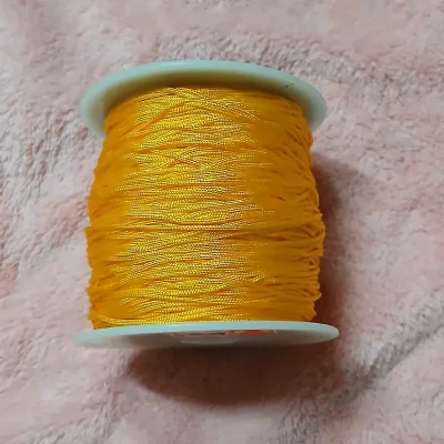 Hilo chino amarillo oscuro 0.8 mm