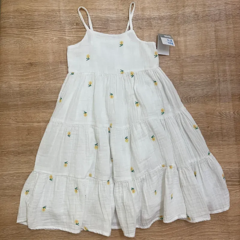 Vestido blanco con flores