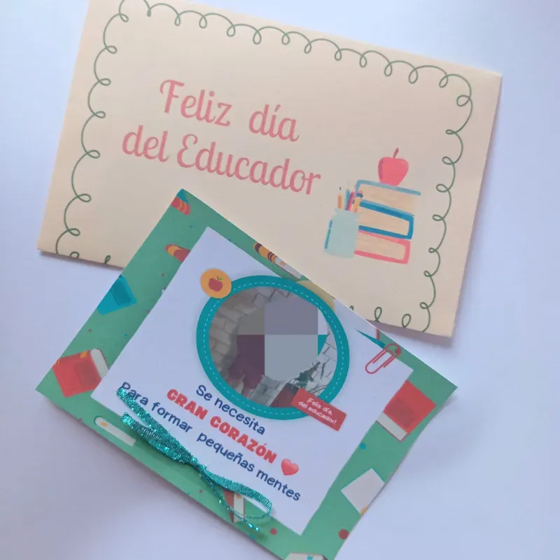 Tarjeta personalizada para Maestros