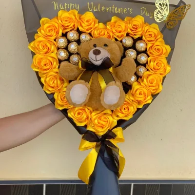 Ramo rosas con peluche