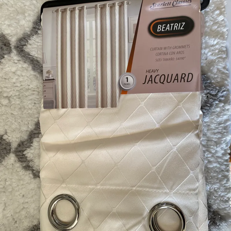 Cortinas Blackout 54x90” beige