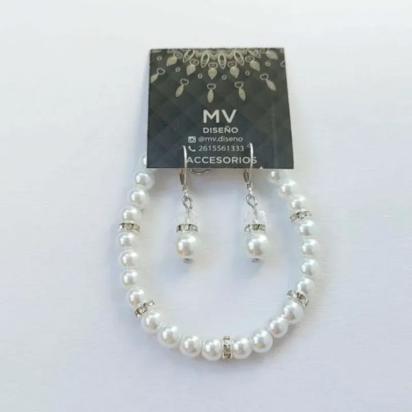 Aretes + pulso de perlas