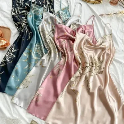 Babydoll satinado con estampado