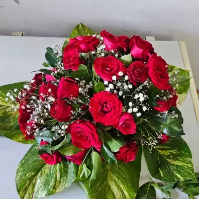 Corona de Rosas importadas y nacionales