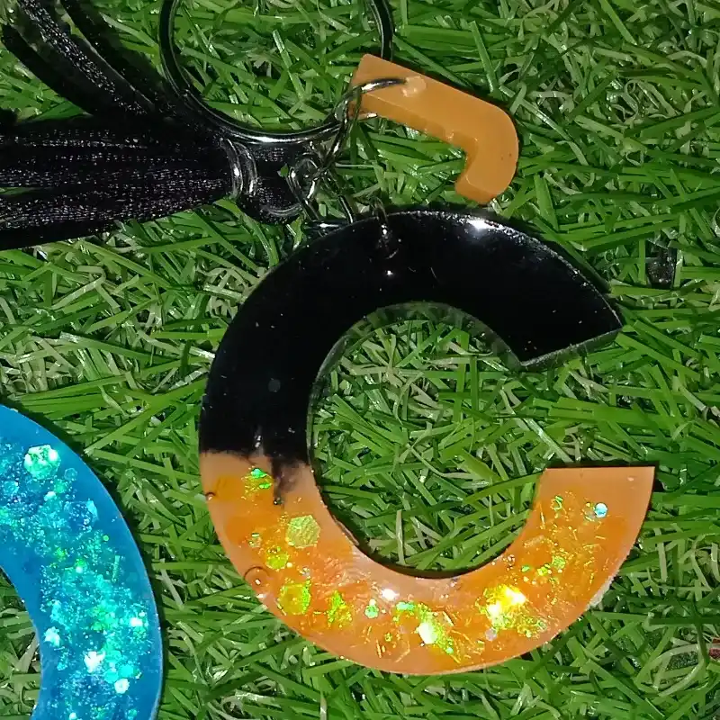 Llavero con letra pequeña